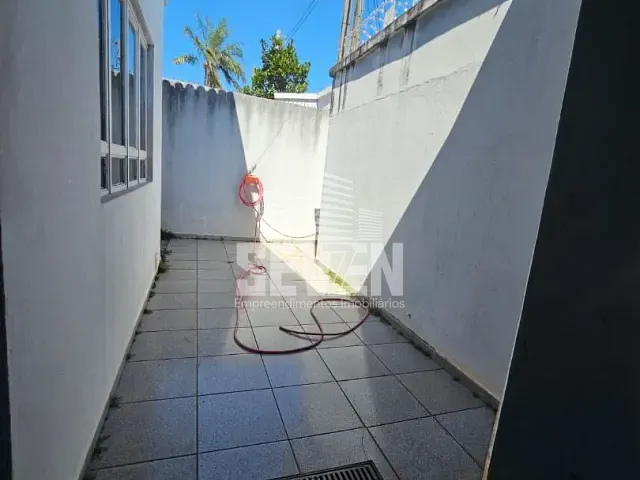 Casa com 288m² 3 quartos e 3 banheiros, à venda, no bairro Núcleo Residencial Presidente Geisel em Bauru