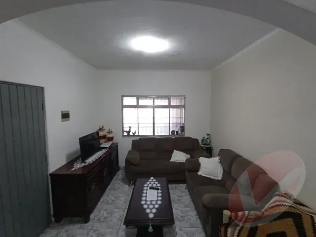 Casa 2 quartos e 1 banheiro, à venda, no bairro Real em Praia Grande
