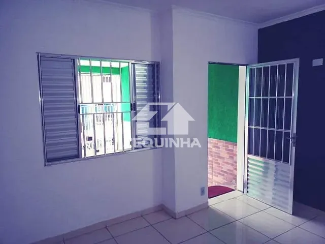 Casa com 80m² 3 quartos e 2 banheiros, à venda, no bairro Vila Veloso em Carapicuiba