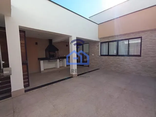 Casa com 191m² 2 quartos e 2 banheiros, à venda, no bairro Estrela D'alva em Caraguatatuba