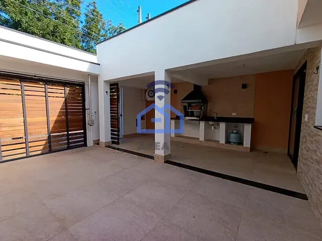 Casa com 191m² 2 quartos e 2 banheiros, à venda, no bairro Estrela D'alva em Caraguatatuba