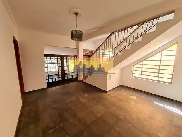 Casa com 397m² 4 quartos e 4 banheiros, à venda, no bairro Cidade Universitária em Campinas