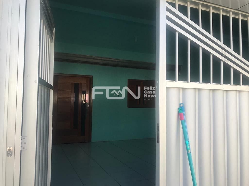 Casa à venda com 3 quartos, 160m² - Foto 2