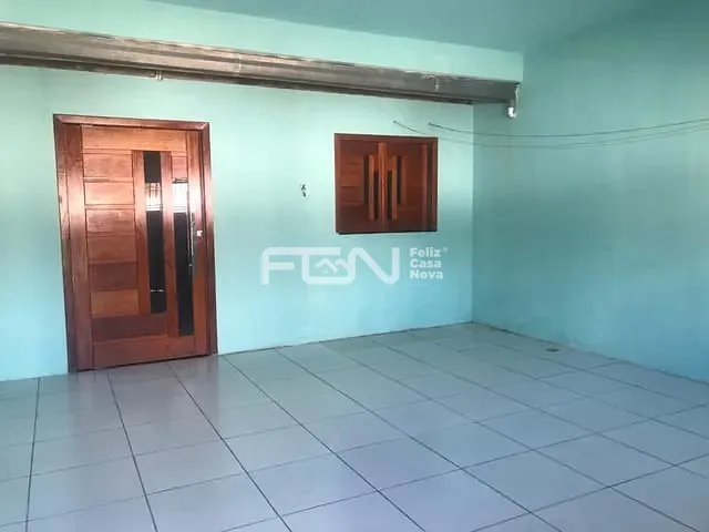 Casa 3 quartos e 2 banheiros, à venda, no bairro Alto do Triângulo em Camaçari