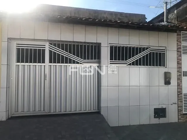 Casa 3 quartos e 2 banheiros, à venda, no bairro Alto do Triângulo em Camaçari