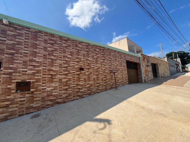 Casa com 251m² 2 quartos e 1 banheiro, à venda, no bairro Parque Residencial Campina Grande em Campinas