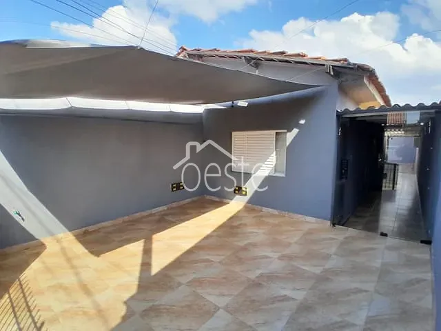 Casa com 125m² 1 quarto e 1 banheiro, à venda, no bairro Jardim Santa Rita de Cássia em Santa Bárbara D'Oeste