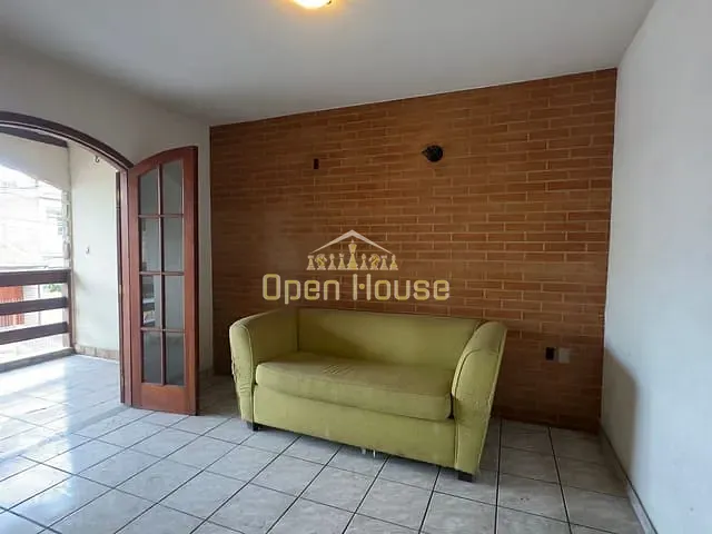Casa com 162m² 4 quartos e 3 banheiros, à venda, no bairro Casa de Pedra em Volta Redonda
