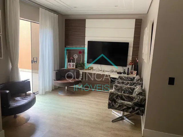 Casa com 200m² 4 quartos e 4 banheiros, à venda, no bairro Medeiros em Jundiaí