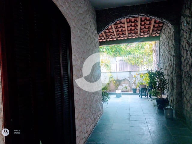 Foto do Casa - Casa 3 quartos com  300 m² Aluguel - São Gonçalo/RJ | SelfSpin