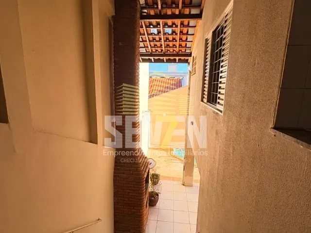 Casa com 200m² 4 quartos e 3 banheiros, à venda, no bairro Parque Jardim Europa em Bauru