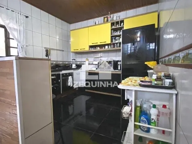 Casa com 134m² 4 quartos e 2 banheiros, à venda, no bairro Padroeira em Osasco