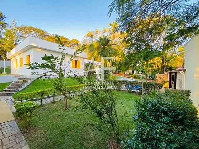 Casa com 2000m² 5 quartos e 8 banheiros, à venda, no bairro Chácaras Cataguá em Taubaté