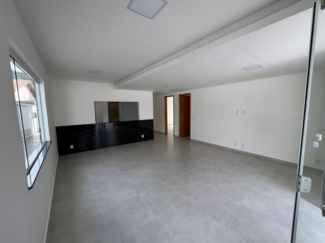 Casa com 480m² 3 quartos e 4 banheiros, à venda, no bairro Barroco (Itaipuaçu) em Maricá