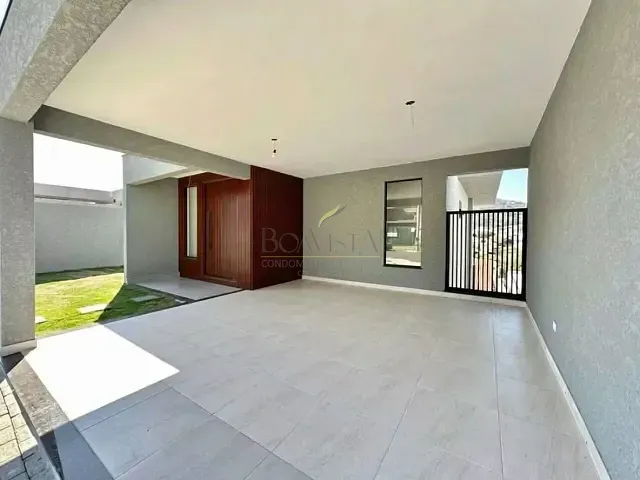 Casa 3 quartos e 4 banheiros, à venda, no bairro Rio Abaixo em Atibaia