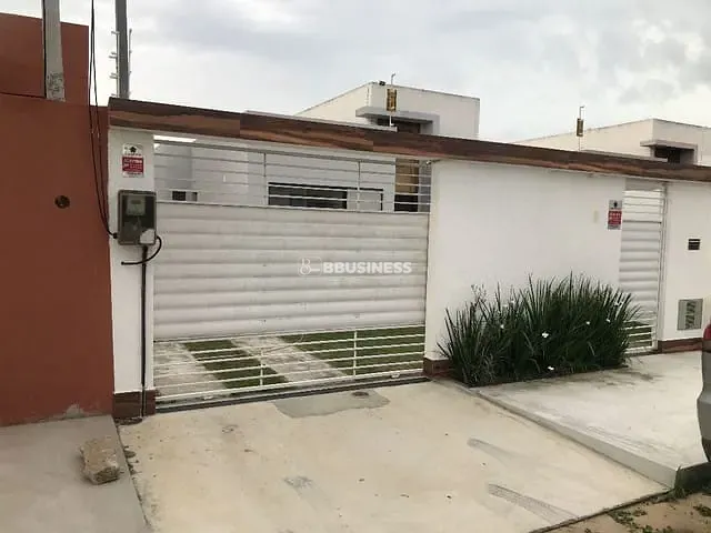 Casa com 200m² 3 quartos e 2 banheiros, à venda, no bairro Cidade Jardim em Campos dos Goytacazes