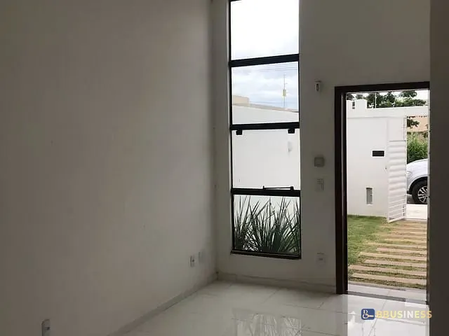 Casa com 200m² 3 quartos e 2 banheiros, à venda, no bairro Cidade Jardim em Campos dos Goytacazes