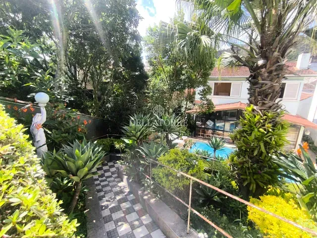 Casa com 360m² 3 quartos e 4 banheiros, à venda, no bairro Jardim Cascata em Teresópolis