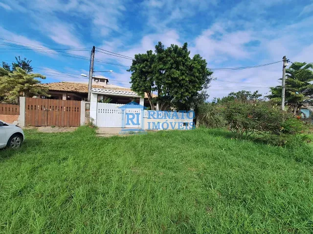 Casa 2 quartos e 2 banheiros, para alugar, no bairro Barra de Maricá em Maricá