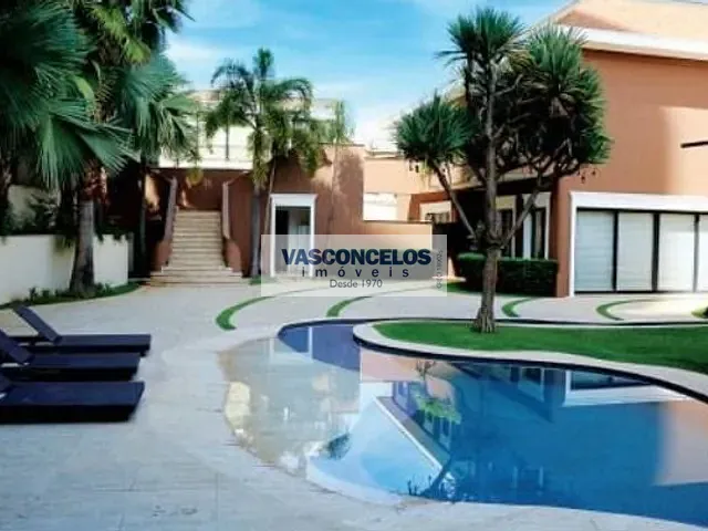 Casa com 2000m² 6 quartos e 6 banheiros, à venda, no bairro Jardim das Colinas em São José dos Campos