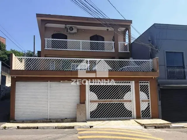 Casa com 225m² 5 quartos e 4 banheiros, à venda, no bairro Jardim das Flores em Osasco