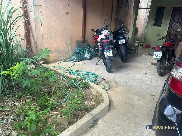 Casa 2 quartos e 1 banheiro, à venda, no bairro Parque Julião Nogueira em Campos dos Goytacazes