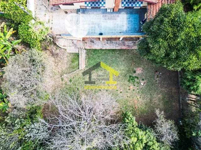 Casa com 1056m² 4 quartos e 2 banheiros, à venda ou para alugar, no bairro Vila São Caetano em Itatiba