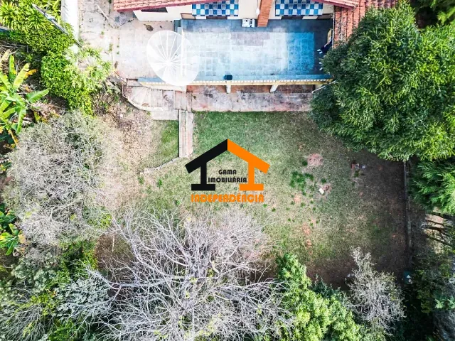 Casa com 1056m² 4 quartos e 2 banheiros, à venda ou para alugar, no bairro Vila São Caetano em Itatiba