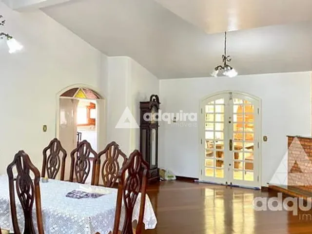 Casa com 1120m² 4 quartos e 6 banheiros, à venda ou para alugar, no bairro Estrela em Ponta Grossa