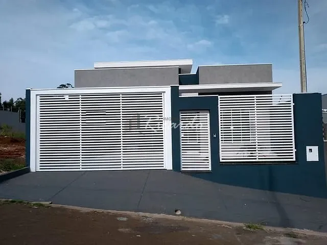 Casa 3 quartos e 2 banheiros, à venda, no bairro Residencial Tozzi em Arapongas