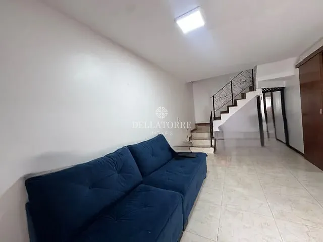 Casa com 87m² 2 quartos e 3 banheiros, à venda, no bairro Albuquerque em Teresópolis