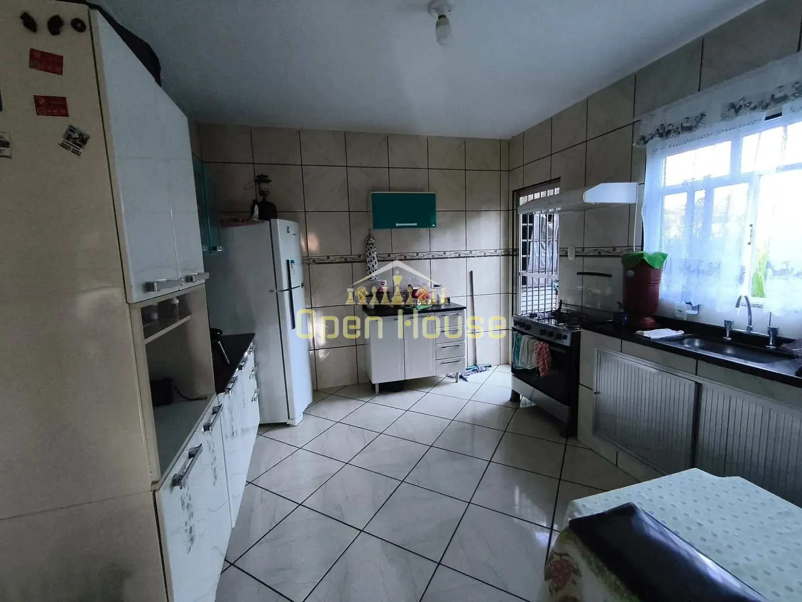 Casa, 3 quartos, 240 m² - Foto 3