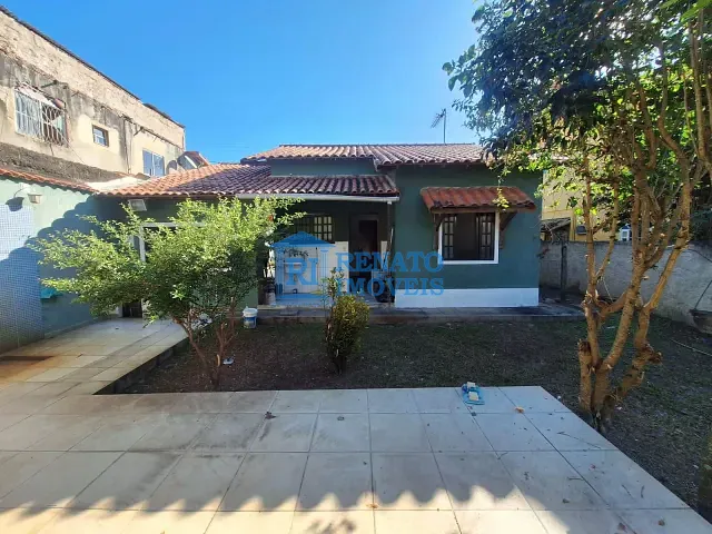 Casa com 360m² 2 quartos e 2 banheiros, para alugar, no bairro Centro em Maricá