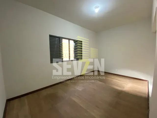 Casa com 400m², à venda ou para alugar, no bairro Alto Higienópolis em Bauru