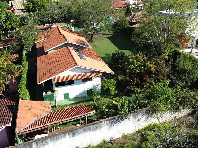 Casa 3 quartos e 4 banheiros, à venda, no bairro Jardim Santos Reis em Piracaia