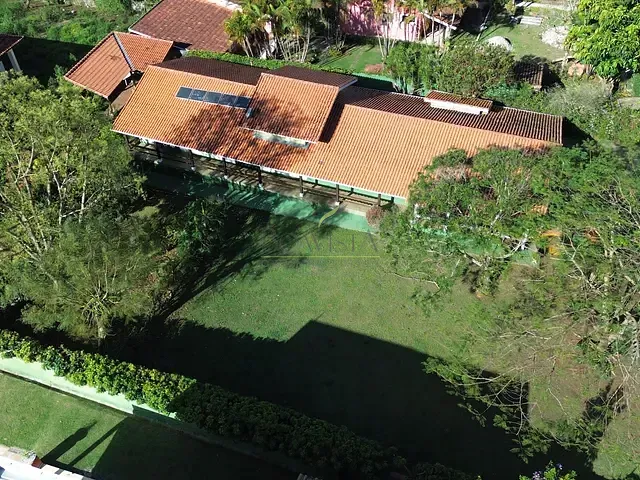 Casa 3 quartos e 4 banheiros, à venda, no bairro Jardim Santos Reis em Piracaia