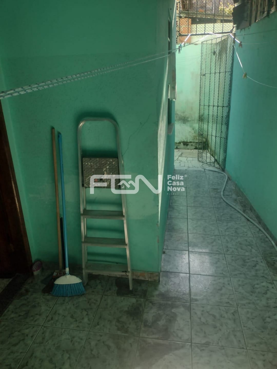 Casa à venda e aluguel com 3 quartos, 70m² - Foto 18