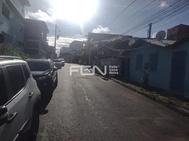 Casa 2 quartos e 1 banheiro, à venda ou para alugar, no bairro Centro em Camaçari