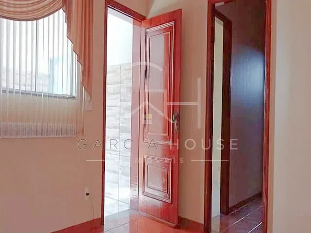 Casa com 142m² 2 quartos e 2 banheiros, à venda, no bairro Vila Tibério em Ribeirão Preto