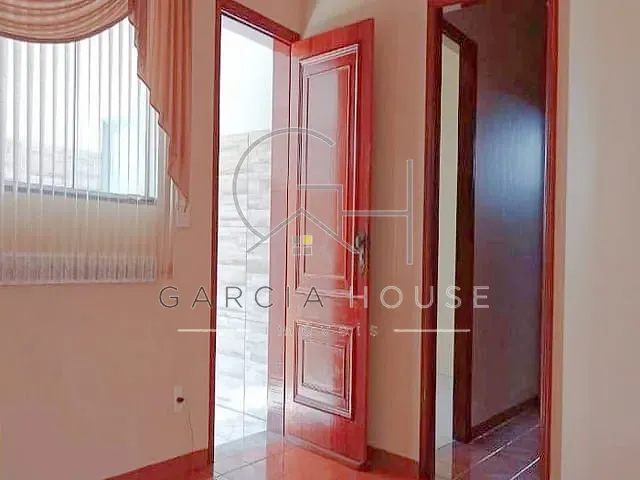 Casa com 142m² 2 quartos e 2 banheiros, à venda, no bairro Vila Tibério em Ribeirão Preto