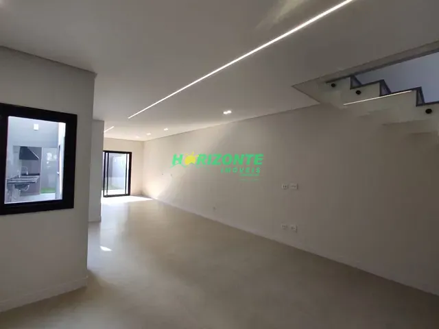 Casa com 125m² 3 quartos e 2 banheiros, à venda, no bairro Jardim das Indústrias em São José dos Campos