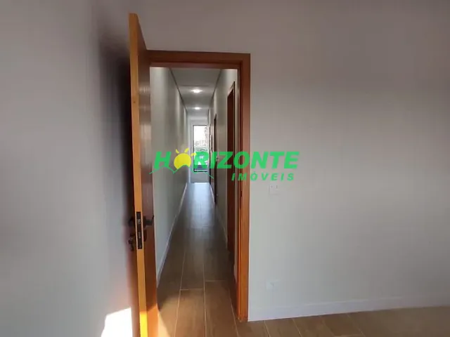 Casa com 125m² 3 quartos e 2 banheiros, à venda, no bairro Jardim das Indústrias em São José dos Campos