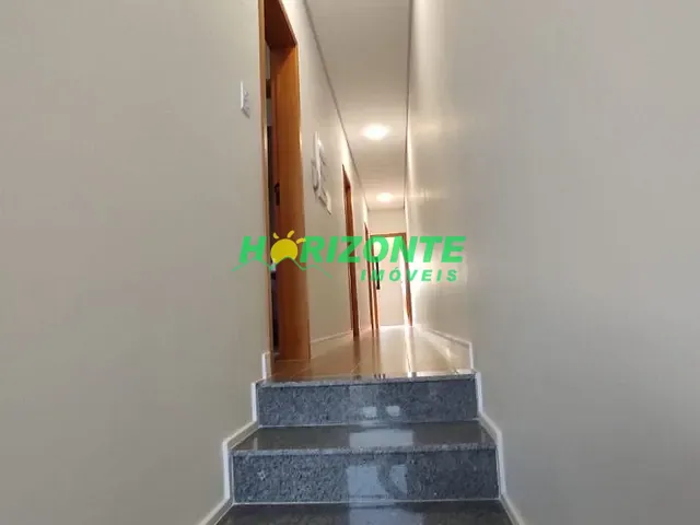 Casa com 125m² 3 quartos e 2 banheiros, à venda, no bairro Jardim das Indústrias em São José dos Campos