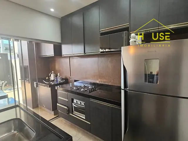 Casa com 180m² 3 quartos e 1 banheiro, à venda, no bairro Jardim Residencial Eulália em Votuporanga