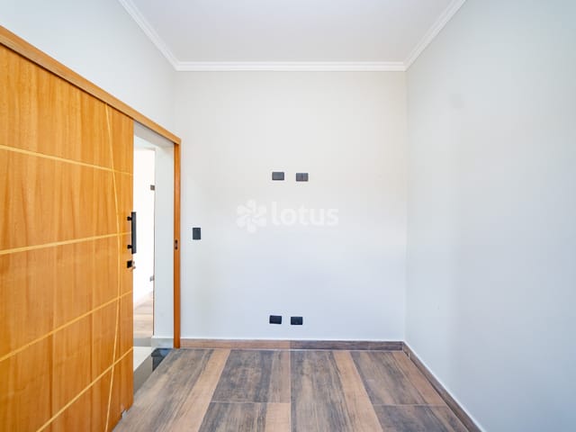 Casa com 150m² 3 quartos e 2 banheiros, à venda, no bairro Centro em Cajamar