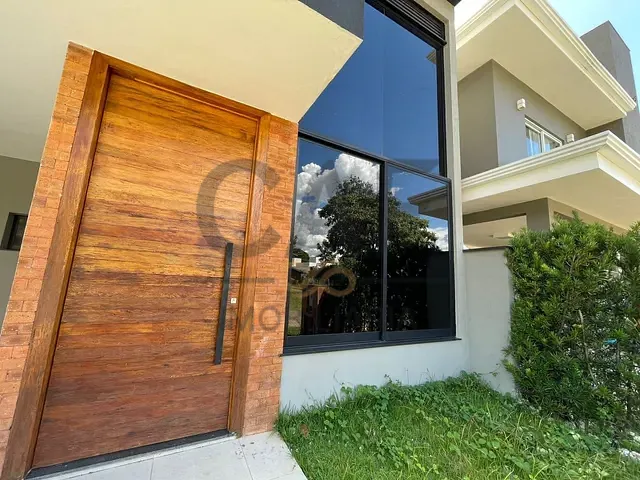 Casa com 265m² 3 quartos e 3 banheiros, à venda, no bairro Mauá II em Jaguariúna