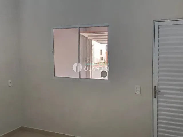 Casa com 105m² 2 quartos e 1 banheiro, para alugar, no bairro Vila Nogueira em Artur Nogueira