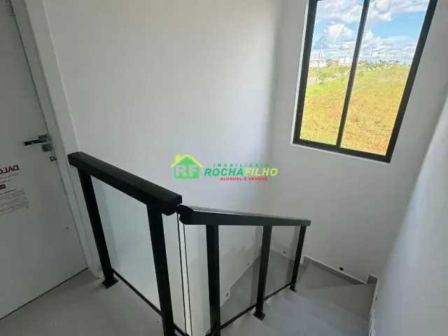Casa com 220m² 4 quartos e 4 banheiros, à venda, no bairro Socopo em Teresina