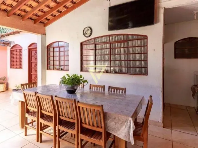 Casa com 196m² 3 quartos e 3 banheiros, à venda, no bairro Jardim Alexandre Balbo em Ribeirão Preto