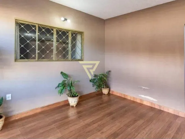 Casa com 196m² 3 quartos e 3 banheiros, à venda, no bairro Jardim Alexandre Balbo em Ribeirão Preto